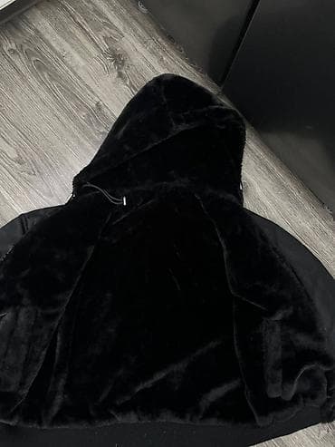 Predobra Zarina jakna sa dva lica za muškarce, kao nova, L veličine na lalafo.rs — 6 Predobra Zarina jakna sa dva lica za muškarce, kao nova, L veličine — 6