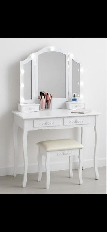 Do isteka zaliha ?Najtraženiji model stola za sminkanje ?Luksuzni na lalafo.rs — 1 Do isteka zaliha ?Najtraženiji model stola za sminkanje ?Luksuzni — 1