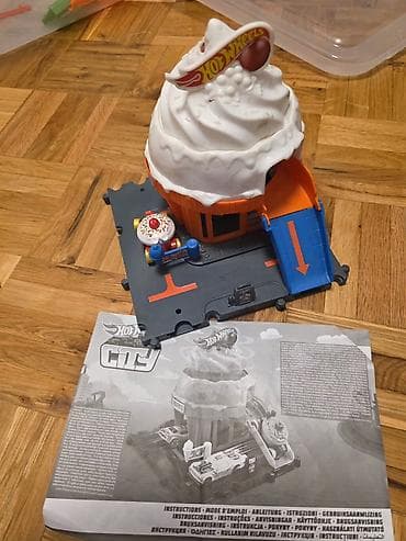 Hot wheels staze i kompleti, vise komada, razlicitih velicina i cena na lalafo.rs Hot wheels staze i kompleti, vise komada, razlicitih velicina i cena