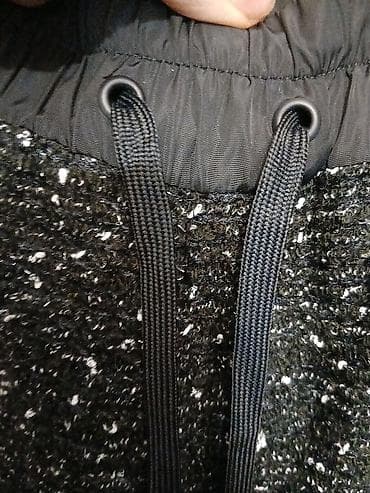 Nova trenerka crna sa sljokicama. u broju m. zara na lalafo.rs — 3 Nova trenerka crna sa sljokicama. u broju m. zara — 3