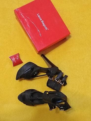 Laura Biagiotti ORIGINAL kožne italijanske salonke NOVE u kutiji! na lalafo.rs — 5 Laura Biagiotti ORIGINAL kožne italijanske salonke NOVE u kutiji! — 5