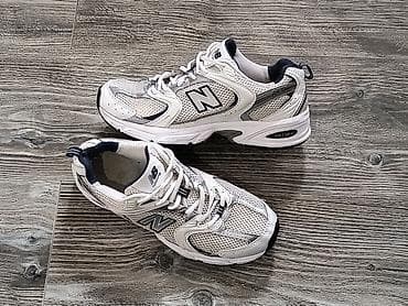 New Balance 530 patike – klasični running model
- Model: NB 530 na lalafo.rs — 2 New Balance 530 patike – klasični running model
- Model: NB 530 — 2