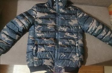 Muska jakna sa kamuflažnim printom L vel na lalafo.rs Muska jakna sa kamuflažnim printom L vel