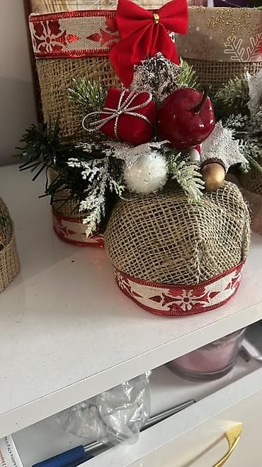 Ručno rađeni novogodišnji aranžmani od jute - Dekorativne na lalafo.rs — 2 Ručno rađeni novogodišnji aranžmani od jute - Dekorativne — 2