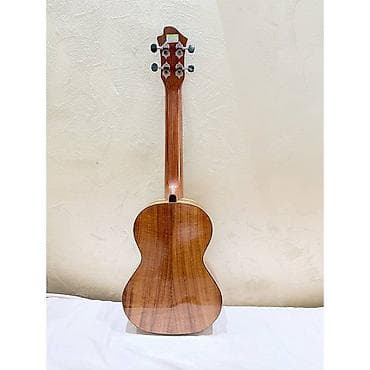 Na prodaju ukulele sa srećnom detelinom! Veličina: 26 inča Prednja at lalafo.rs — 5 Na prodaju ukulele sa srećnom detelinom! Veličina: 26 inča Prednja — 5