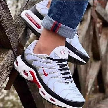 ODMAH DOSTUPNO 36 veličine samo
Cena: 3.699 dinara at lalafo.rs — 1 ODMAH DOSTUPNO 36 veličine samo
Cena: 3.699 dinara — 1