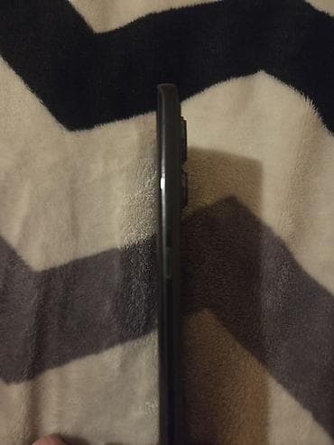 Motorola Edge 40 – 8 GB RAM / 256 GB skladište - Ekran: 6.55" pOLED na lalafo.rs — 3 Motorola Edge 40 – 8 GB RAM / 256 GB skladište - Ekran: 6.55" pOLED — 3