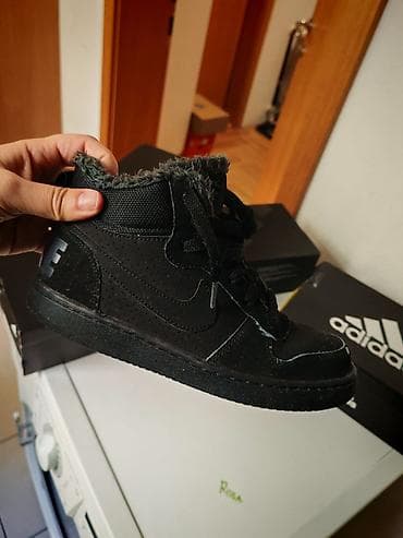 Nike visoke patike sa krznenom postavom - Model: visoki košarkaški na lalafo.rs — 2 Nike visoke patike sa krznenom postavom - Model: visoki košarkaški — 2