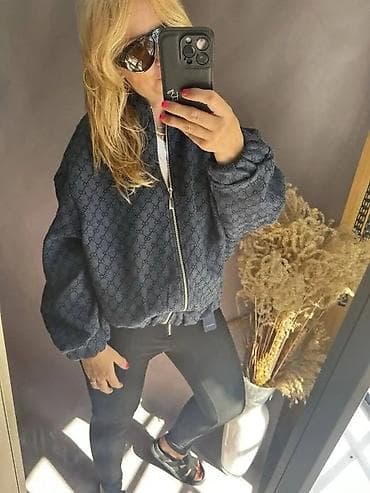 Jackets, Coats, Vests: Ženska bomber jakna sa printom monograma - Kroj: oversize/bomber at lalafo.rs — 1 Jackets, Coats, Vests: Ženska bomber jakna sa printom monograma - Kroj: oversize/bomber — 1