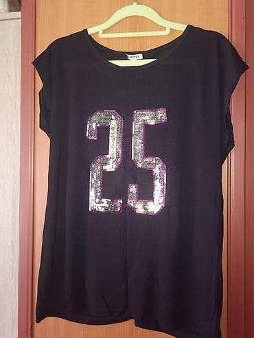 Lagana majica, tanji materijal Nošena nekoliko puta, ali u odličnom na lalafo.rs — 2 Lagana majica, tanji materijal Nošena nekoliko puta, ali u odličnom — 2