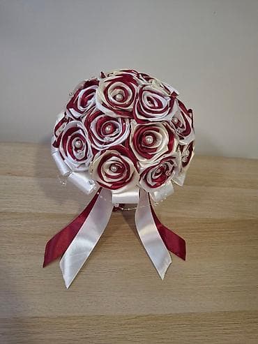 Ručni buketi od satenskih ruža – elegantni dekor za venčanje, kumstvo na lalafo.rs — 5 Ručni buketi od satenskih ruža – elegantni dekor za venčanje, kumstvo — 5