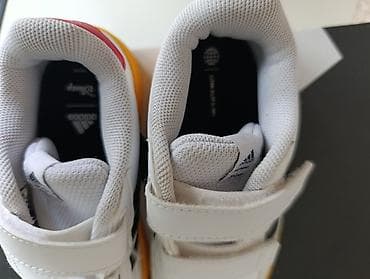 Dečje patike sa Mikijevim motivom - Model: bele patike sa crnim na lalafo.rs — 5 Dečje patike sa Mikijevim motivom - Model: bele patike sa crnim — 5