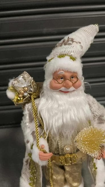💥Dekorativne figurice Deda Mraza – luksuzna novogodišnja dekoracija at lalafo.rs — 4 💥Dekorativne figurice Deda Mraza – luksuzna novogodišnja dekoracija — 4