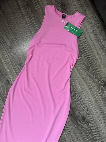 kom sa etiketom: Nova sa etiketom Shein haljina, S veličine at lalafo.rs — 4 kom sa etiketom: Nova sa etiketom Shein haljina, S veličine — 4