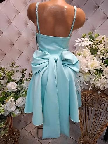 Kratka svečana haljina sa mašnom na leđima - Kroj: struk naglašen na lalafo.rs — 2 Kratka svečana haljina sa mašnom na leđima - Kroj: struk naglašen — 2