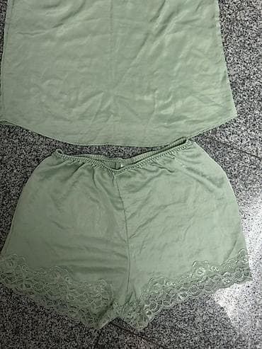 H&M, XS, bоја - Zelena na lalafo.rs — 3 H&M, XS, bоја - Zelena — 3