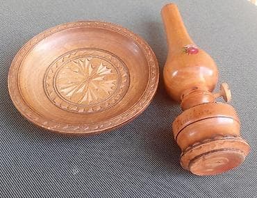 Antiques: Drveni tanjir i petrolej lampa Suveniri Drvena petrolej lampa i drveni at lalafo.rs — 5 Antiques: Drveni tanjir i petrolej lampa Suveniri Drvena petrolej lampa i drveni — 5