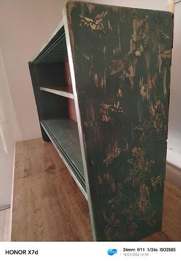 Restaurirana zidna polica od punog drveta – ručno rađena na lalafo.rs — 10 Restaurirana zidna polica od punog drveta – ručno rađena — 10