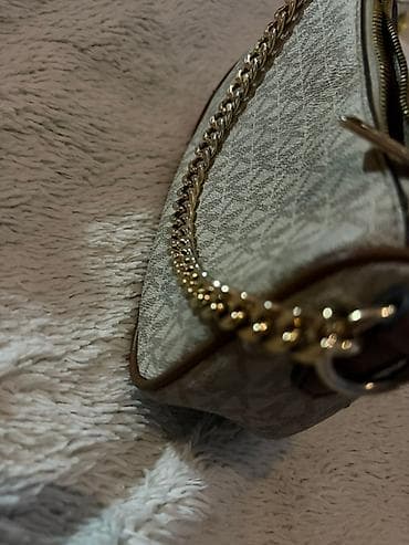 Michael Kors torbica,elegantna i za sve prilike,dobija se i kajs da na lalafo.rs — 6 Michael Kors torbica,elegantna i za sve prilike,dobija se i kajs da — 6