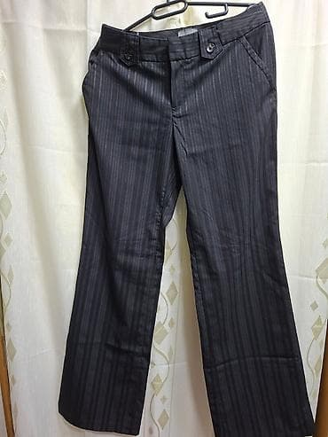 pantalone butiku ali: Ženske elegantne pantalone na pruge - Boja: tamno siva/ugljen sa na lalafo.rs — 2 pantalone butiku ali: Ženske elegantne pantalone na pruge - Boja: tamno siva/ugljen sa — 2