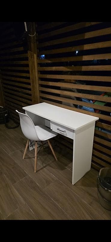 Radni sto sa fiokom + stolica - Moderan beli radni sto kompaktnih na lalafo.rs Radni sto sa fiokom + stolica - Moderan beli radni sto kompaktnih