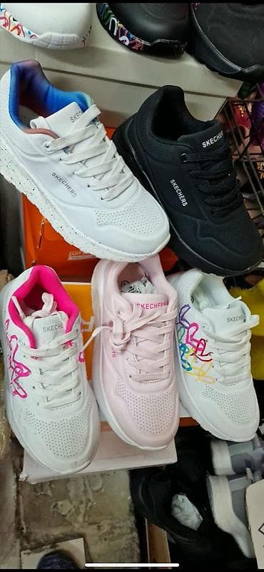 Dečije skechers patike od 31 do 36 za samo 3200 din
pb at lalafo.rs — 3 Dečije skechers patike od 31 do 36 za samo 3200 din
pb — 3