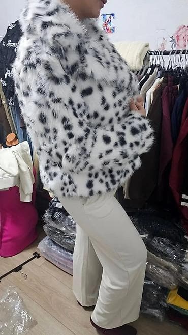 Ženska jakna od veštačkog krzna – leopard/snow leopard dezens, m, l na lalafo.rs — 1 Ženska jakna od veštačkog krzna – leopard/snow leopard dezens, m, l — 1