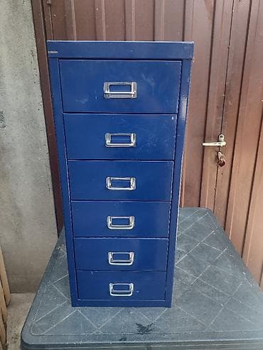 Metalni fiokar/ormarić sa fiokama - Metalni fiokar/ormarić donešen na lalafo.rs Metalni fiokar/ormarić sa fiokama - Metalni fiokar/ormarić donešen