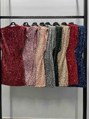 Mini haljina sa šljokicama – elegantan party model - Kroj: pripijena na lalafo.rs — 5 Mini haljina sa šljokicama – elegantan party model - Kroj: pripijena — 5