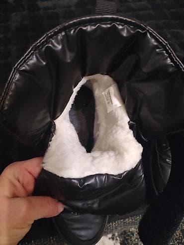 High boots, 37 at lalafo.rs — 4 High boots, 37 — 4