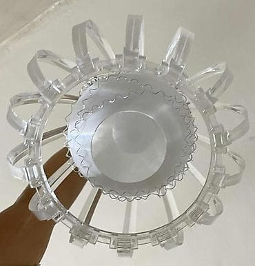 Moderan luster sa providnim akrilnim kavezom i okruglom, matiranom na lalafo.rs — 3 Moderan luster sa providnim akrilnim kavezom i okruglom, matiranom — 3