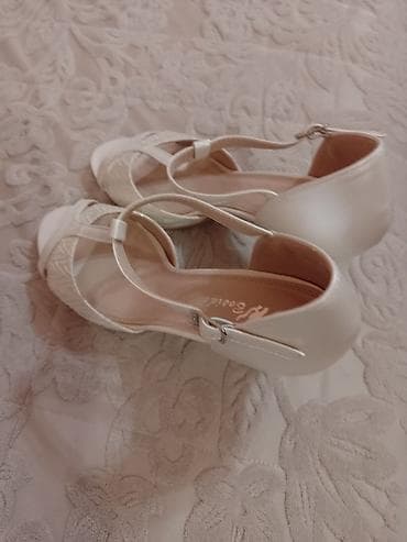 Elegantne ženske sandale sa potpeticom – model Baesida, veličina 40 na lalafo.rs — 3 Elegantne ženske sandale sa potpeticom – model Baesida, veličina 40 — 3