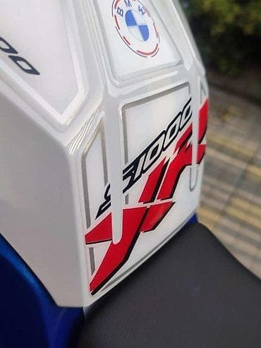 Transport: Bmw s1000 xr - tank pad - 1382 📌 opis: samolepljivi protektor za at lalafo.rs — 8 Transport: Bmw s1000 xr - tank pad - 1382 📌 opis: samolepljivi protektor za — 8