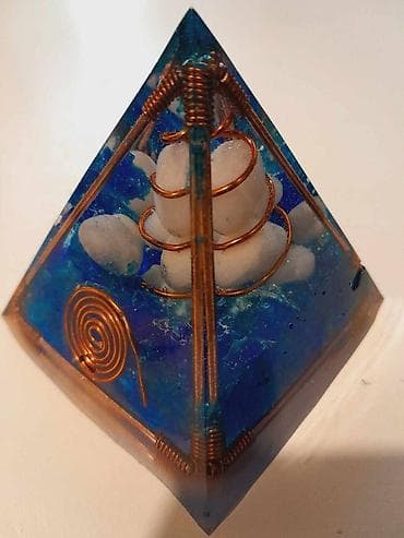 ORGONIT bakarna piramida 5G borac UNIKAT Orgonit piramida u piramidi na lalafo.rs — 3 ORGONIT bakarna piramida 5G borac UNIKAT Orgonit piramida u piramidi — 3