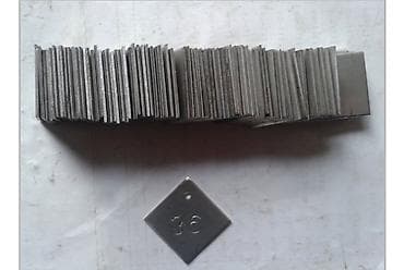 Prodajem pločice sa brojevima, za pečenje,aluminijumske 30 mm x30 mm at lalafo.rs Prodajem pločice sa brojevima, za pečenje,aluminijumske 30 mm x30 mm