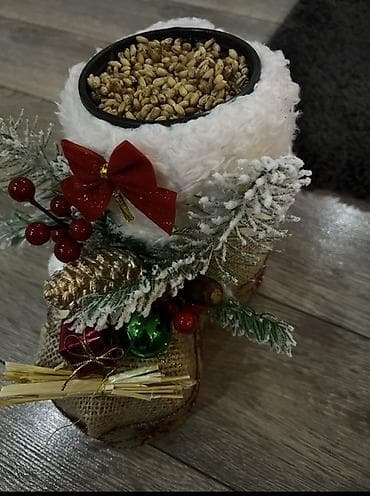 Ručno rađeni novogodišnji aranžmani od jute - Dekorativne na lalafo.rs — 4 Ručno rađeni novogodišnji aranžmani od jute - Dekorativne — 4