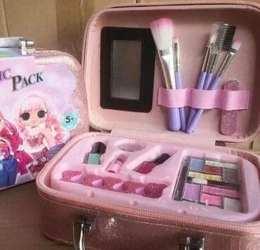 Dečiji setovi za ulepšavanje: Kofer za ulepšavanje – Šminka za devojčice 💖✨ Preslatki svetlucavi na lalafo.rs — 3 Dečiji setovi za ulepšavanje: Kofer za ulepšavanje – Šminka za devojčice 💖✨ Preslatki svetlucavi — 3