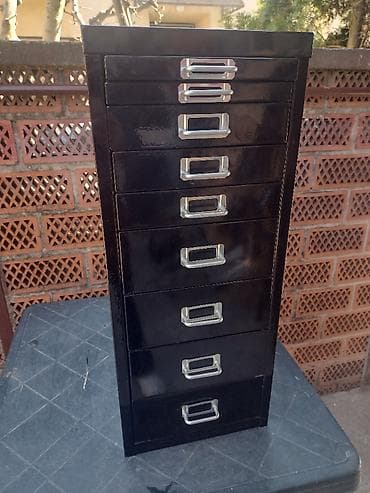 Metalni fiokar/ormarić sa 9 fioka - Metalni fiokar/ormarić donešen na lalafo.rs Metalni fiokar/ormarić sa 9 fioka - Metalni fiokar/ormarić donešen