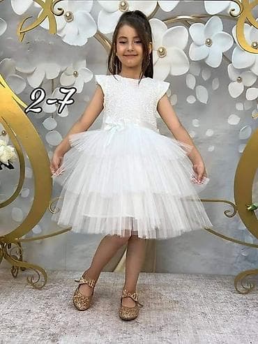 Ponovo dostupna u brojevima 3, 4 i 5, cena 3500 din na lalafo.rs — 1 Ponovo dostupna u brojevima 3, 4 i 5, cena 3500 din — 1