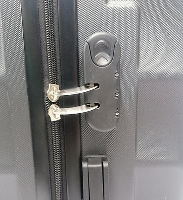 N O V O – HIT mali kofer ABS mod. 8006, crni - Materijal: ABS na lalafo.rs — 10 N O V O – HIT mali kofer ABS mod. 8006, crni - Materijal: ABS — 10