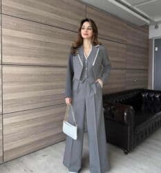 Komplet
Cena 3700
Uni vel.
V/031 na lalafo.rs Komplet
Cena 3700
Uni vel.
V/031