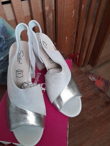 Sandale, 38 na lalafo.rs Sandale, 38