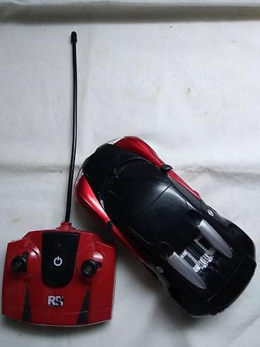 Na daljinski autic Bugatti razmera 1:24 sa daljinskim bez at lalafo.rs — 5 Na daljinski autic Bugatti razmera 1:24 sa daljinskim bez — 5