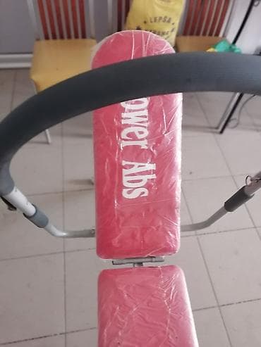Klupa za trbušnjake "Power Abs" u crvenoj boji, dizajnirana za na lalafo.rs — 5 Klupa za trbušnjake "Power Abs" u crvenoj boji, dizajnirana za — 5