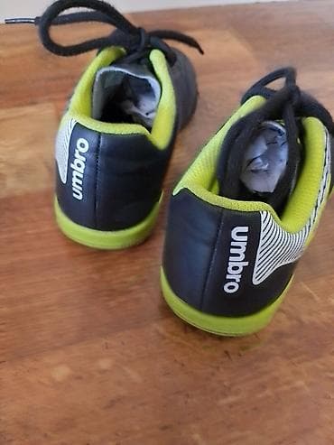 Umbro dečije patike za fudbal u sali (futsal) - Model: Umbro indoor - na lalafo.rs — 8 Umbro dečije patike za fudbal u sali (futsal) - Model: Umbro indoor - — 8