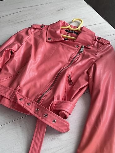 Ženska biker jakna u jarkoj roze/koralnoj boji. - Materijal: eko koža at lalafo.rs — 2 Ženska biker jakna u jarkoj roze/koralnoj boji. - Materijal: eko koža — 2