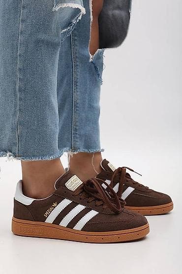 Adidas Spezial patike
Novo
Brojevi 36 do 44
fb Moja Kupovina 1 na lalafo.rs — 4 Adidas Spezial patike
Novo
Brojevi 36 do 44
fb Moja Kupovina 1 — 4