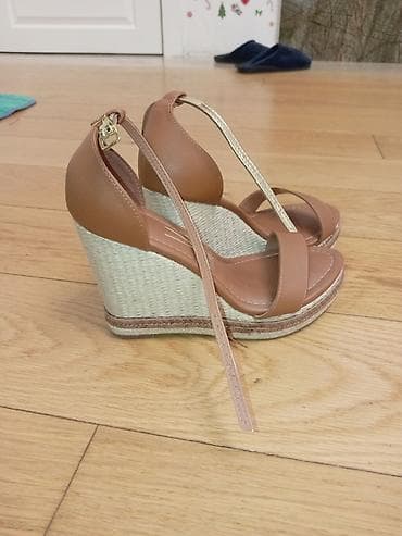 Vizzano ženske sandale na punu petu (platforma/espadrile stil) - na lalafo.rs — 4 Vizzano ženske sandale na punu petu (platforma/espadrile stil) - — 4