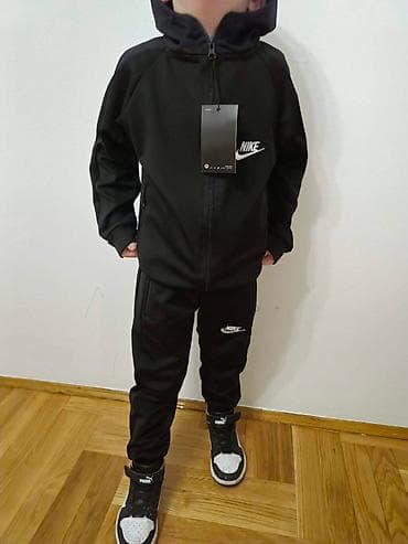 Nike dečija trenerka NOVO Novo Veličine 4 6 8 10 12 14 fb Moja na lalafo.rs — 4 Nike dečija trenerka NOVO Novo Veličine 4 6 8 10 12 14 fb Moja — 4