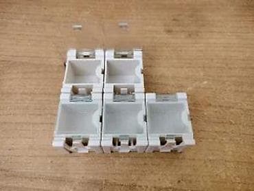 Set kutijica organizera za SMD komponente 26x33x22mm. Ove kutijice su na lalafo.rs — 3 Set kutijica organizera za SMD komponente 26x33x22mm. Ove kutijice su — 3